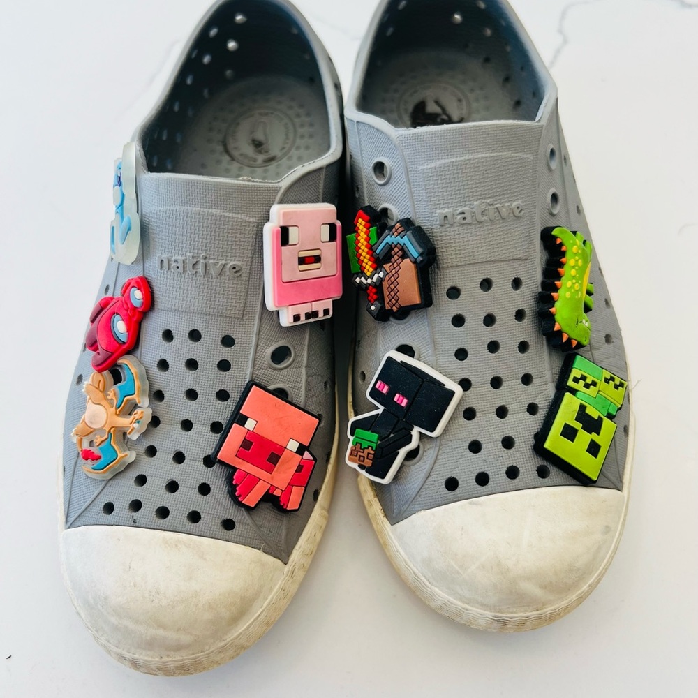 Native Kids Gray Sneakers with Colorful Charms